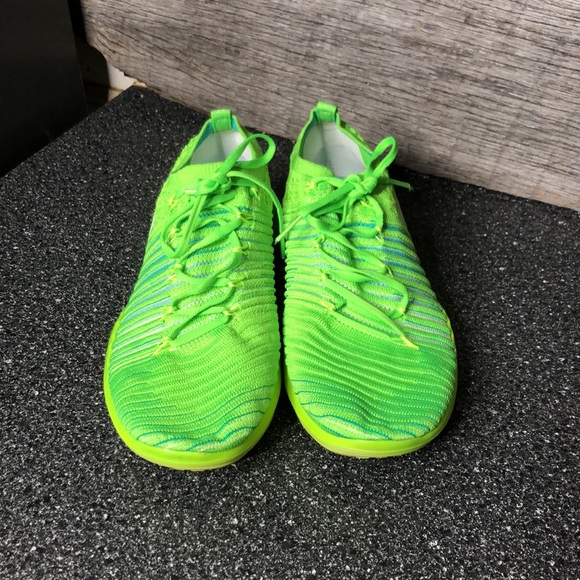 NIKE Free Womens Size 7.5 Transform Flyknit Neon Green Shoes 833410-302 Training - Picture 2 of 6